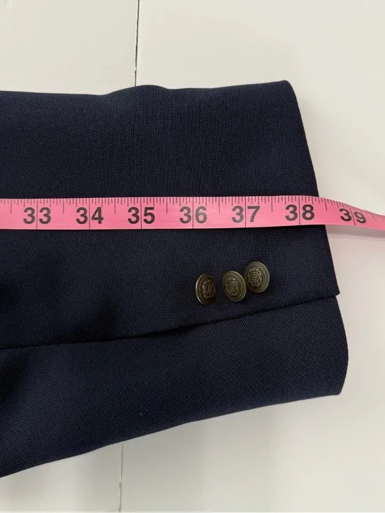 Classic Men's Navy Two-Button Sport Coat - Picture 7 of 11